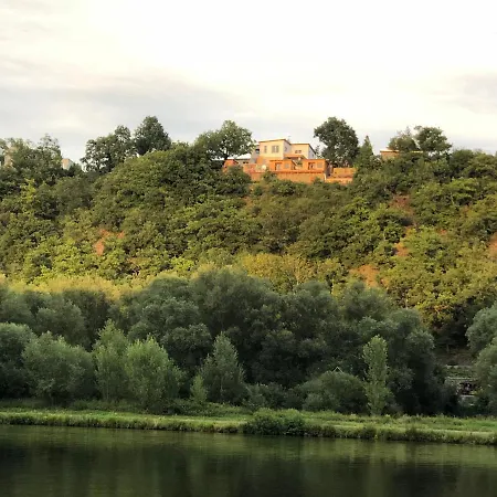 - E - Vyhlidka Nad Rekou Hytte